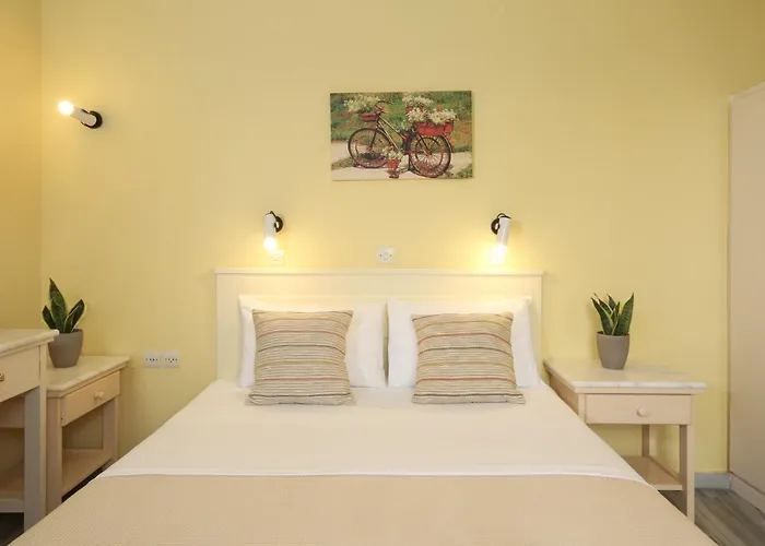 Jasmine Pensjonat Páros